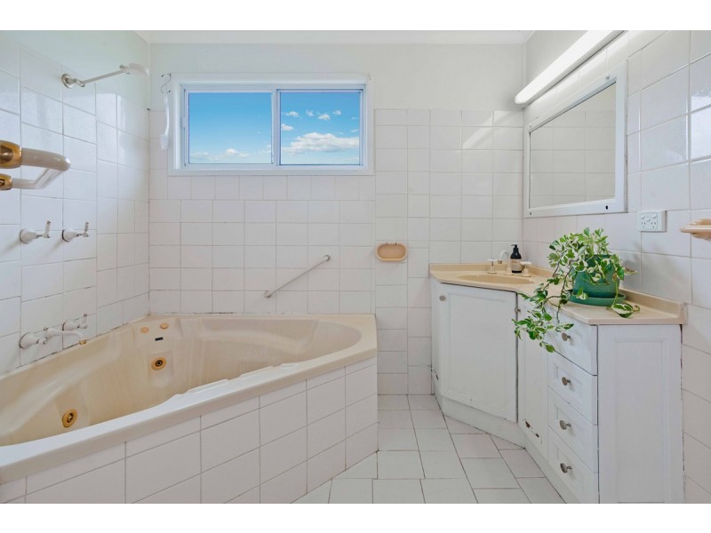 38 Cleves Street, Beenleigh QLD 4207