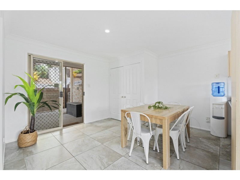 1/82 Paddington Drive, Carrara QLD 4211