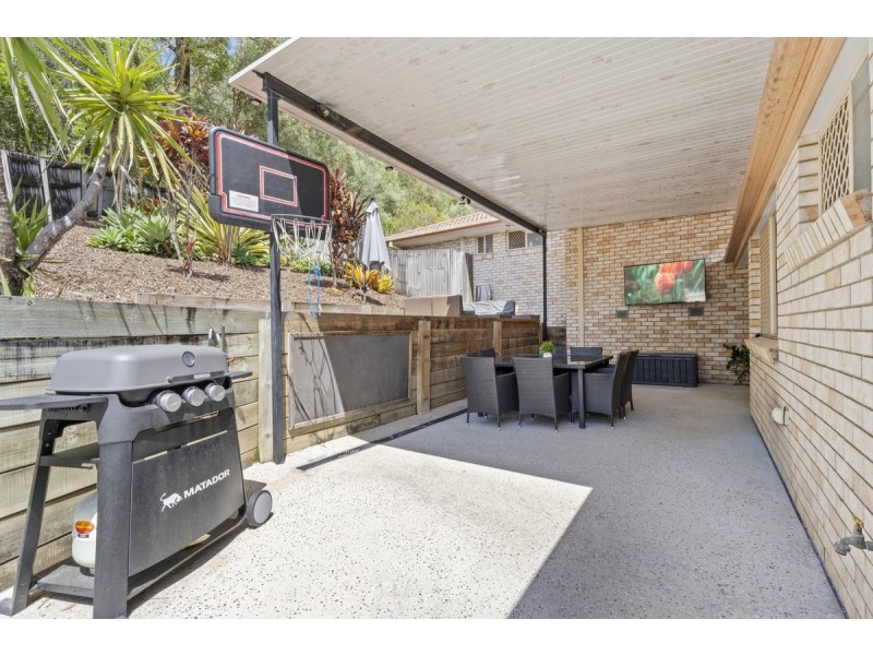 1/82 Paddington Drive, Carrara QLD 4211