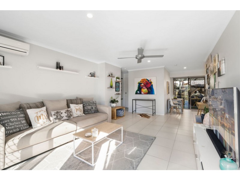 2/12 Ogilvie Crescent, Nerang QLD 4211