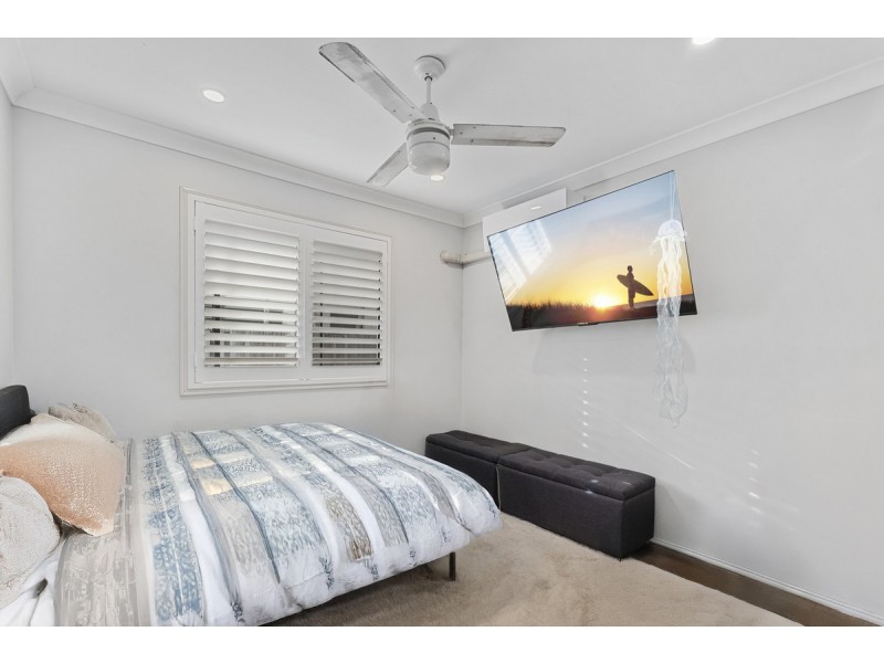 22 Wellers Street, Pacific Pines QLD 4211