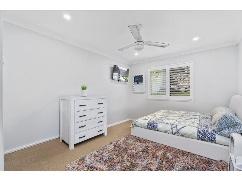 22 Wellers Street, Pacific Pines QLD 4211