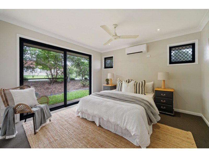 6 Winston Way, Pimpama QLD 4209