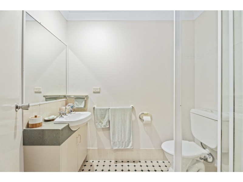 58/7-9 Santa Cruz Boulevard, Clear Island Waters QLD 4226
