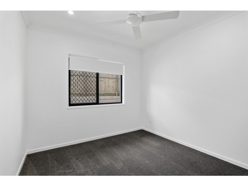 27 Orchard Street, Greenbank QLD 4124