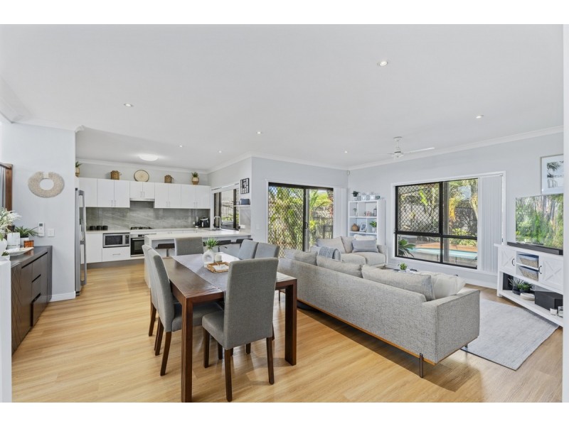 5 Appollo Place, Oxenford QLD 4210