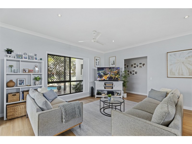 5 Appollo Place, Oxenford QLD 4210