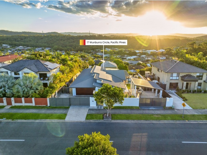 17 Wunburra Circle, Pacific Pines QLD 4211