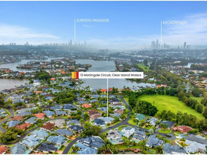 13 Martingale Circuit, Clear Island Waters QLD 4226
