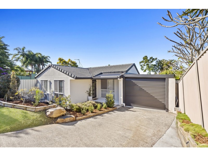 4 Remount Place, Carrara QLD 4211