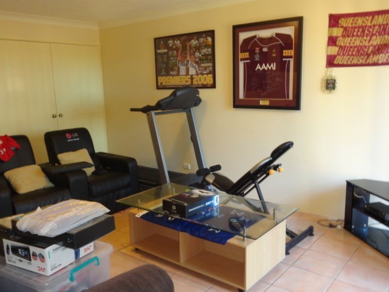 4/1A Mcleod Street, Highland Park QLD 4211