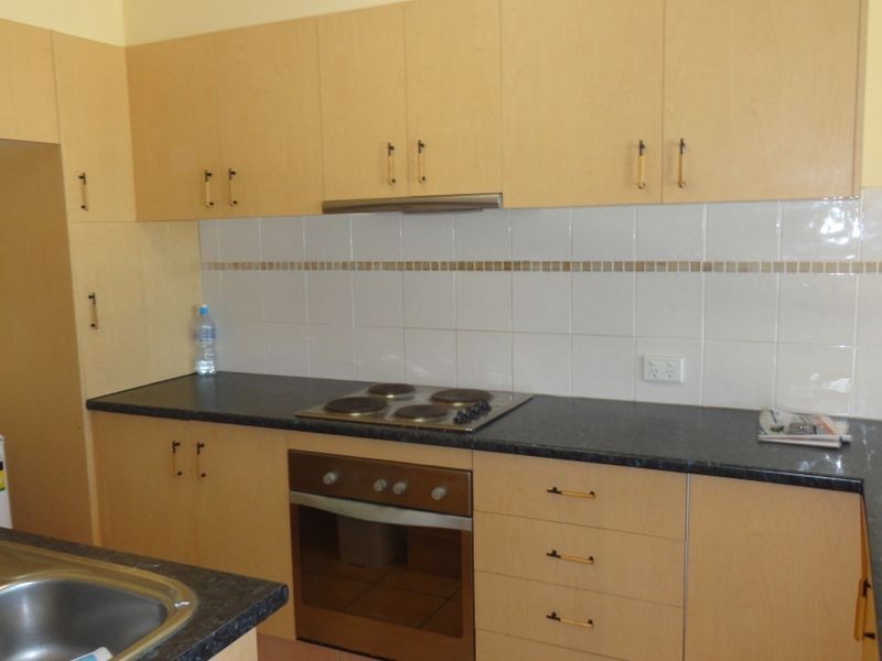 4/1A Mcleod Street, Highland Park QLD 4211