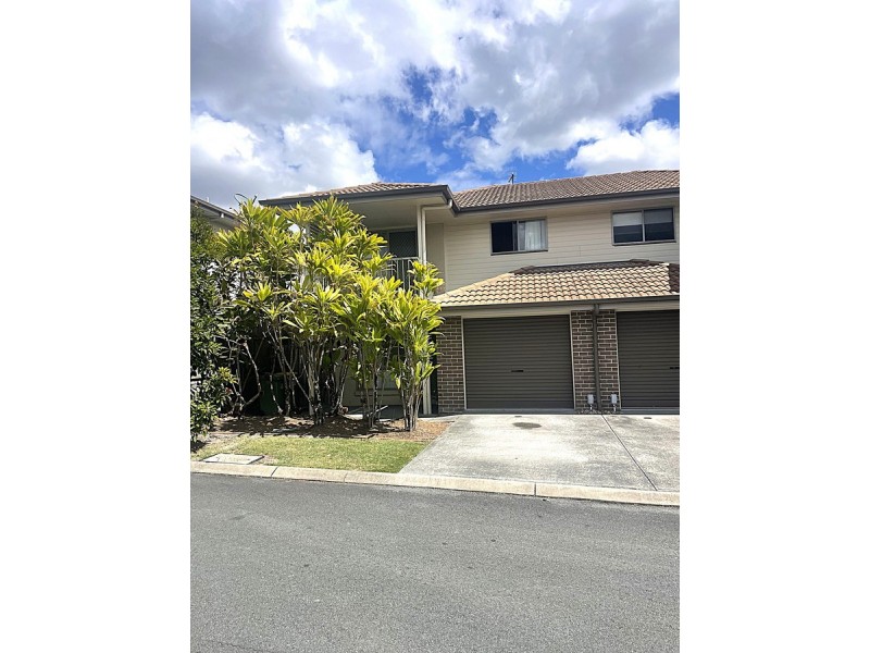 20/30 Carmarthen Circuit, Pacific Pines QLD 4211