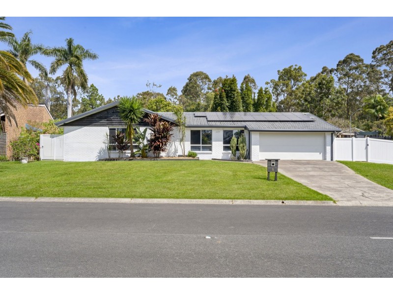 6 Whitian Drive, Carrara QLD 4211