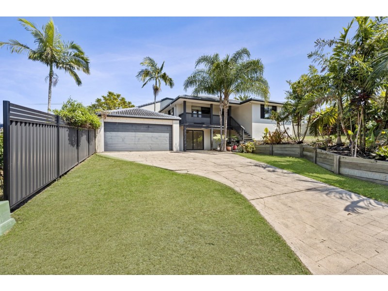 15 Jerrob Court, Carrara QLD 4211