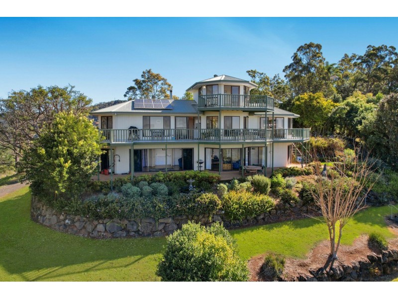 50 Macrozamia Drive, Clagiraba QLD 4211