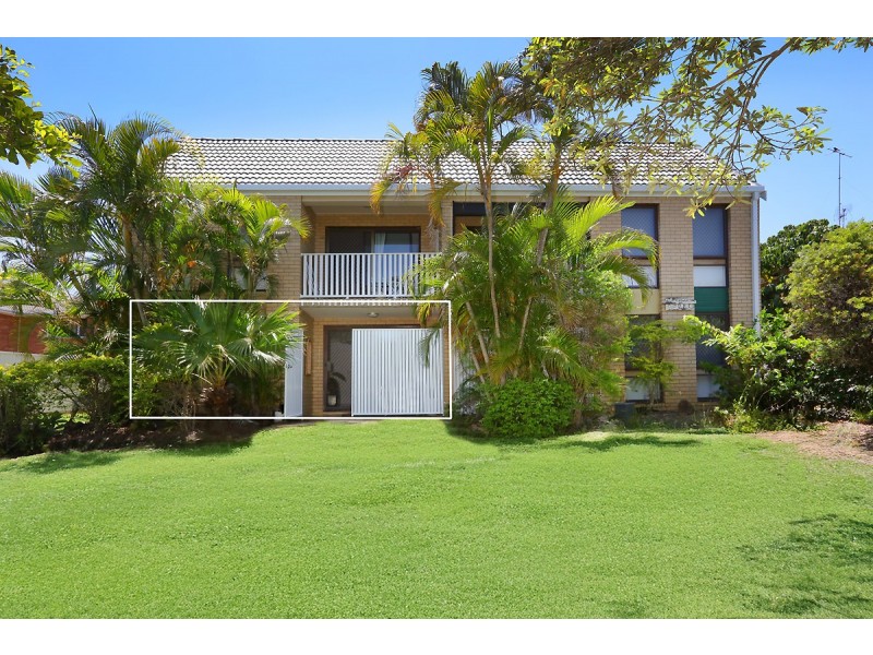 2/30 Duet Drive, Mermaid Waters QLD 4218