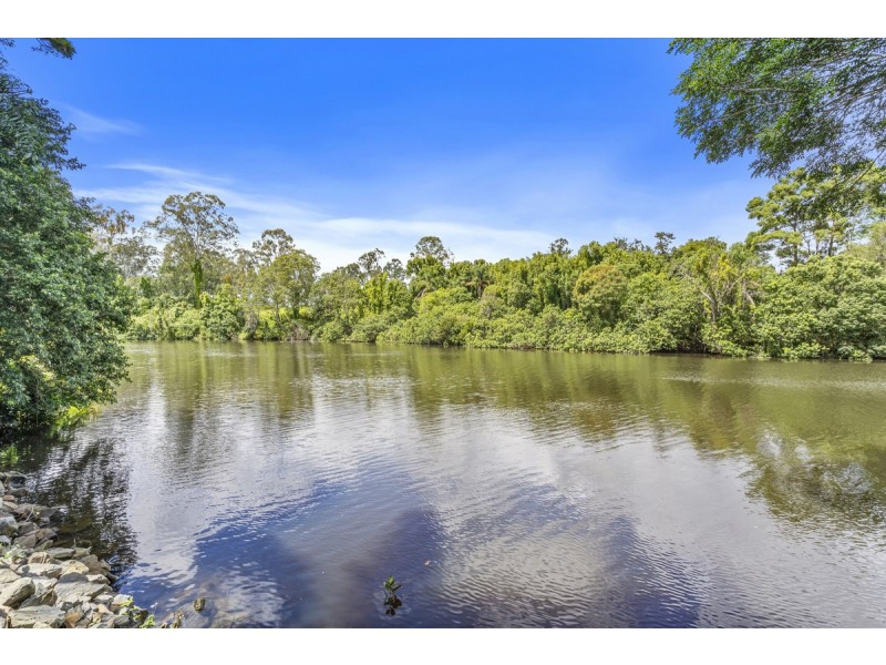 51 Nerang River Drive, Nerang QLD 4211