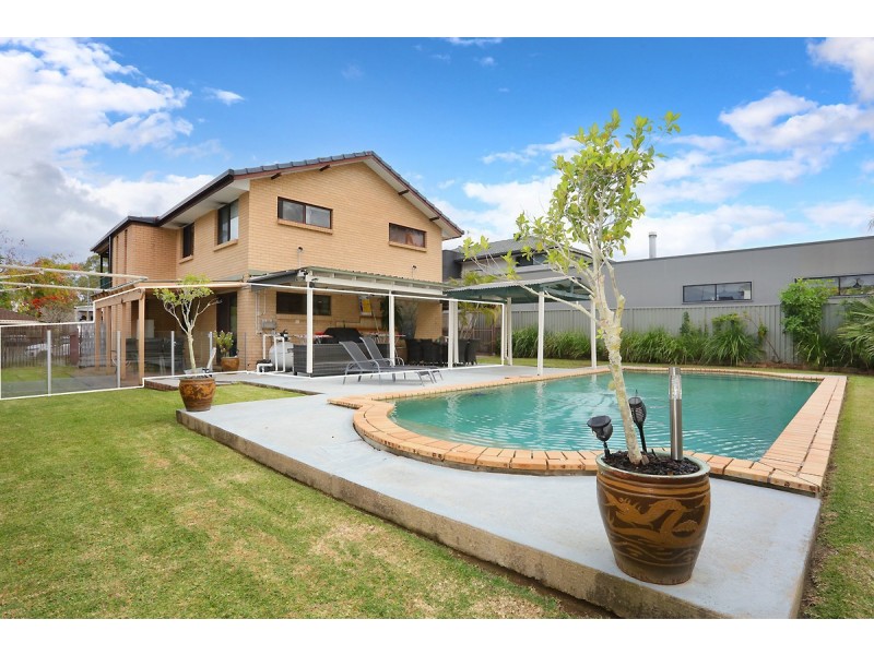 25b Parasol Street, Ashmore QLD 4214