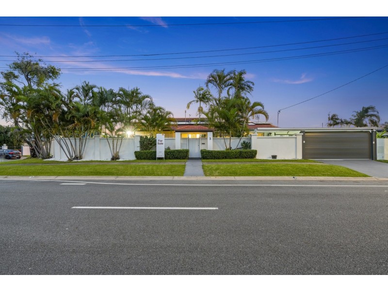 3 Pacific Boulevard, Broadbeach Waters QLD 4218