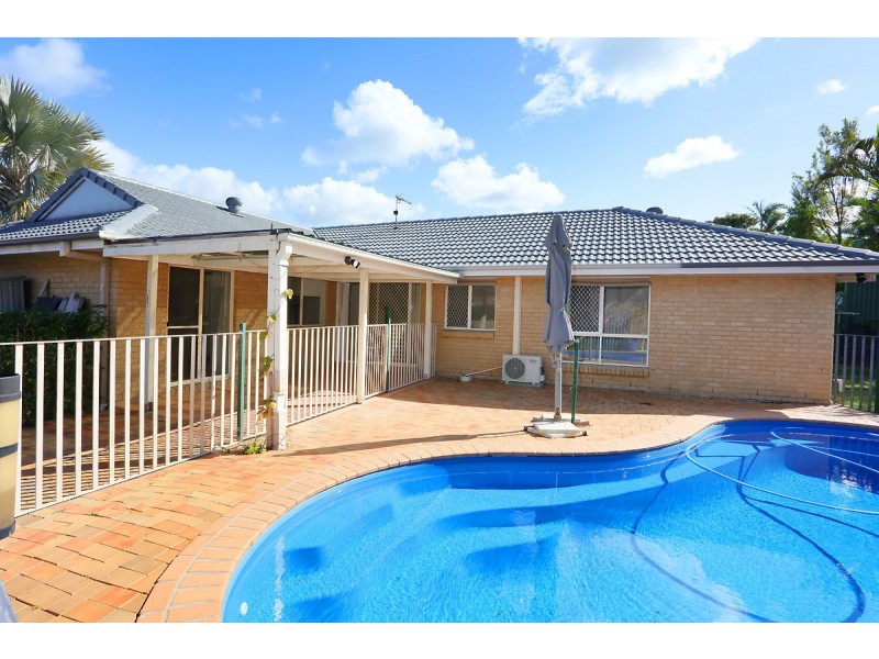 23 Glengarry Close, Highland Park QLD 4211