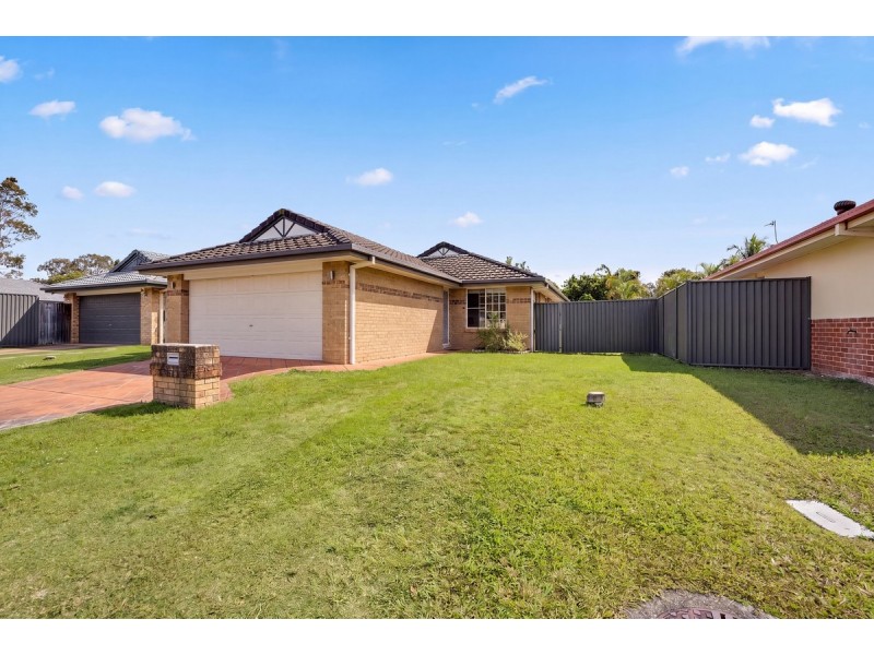 19 Shenton Way, Nerang QLD 4211