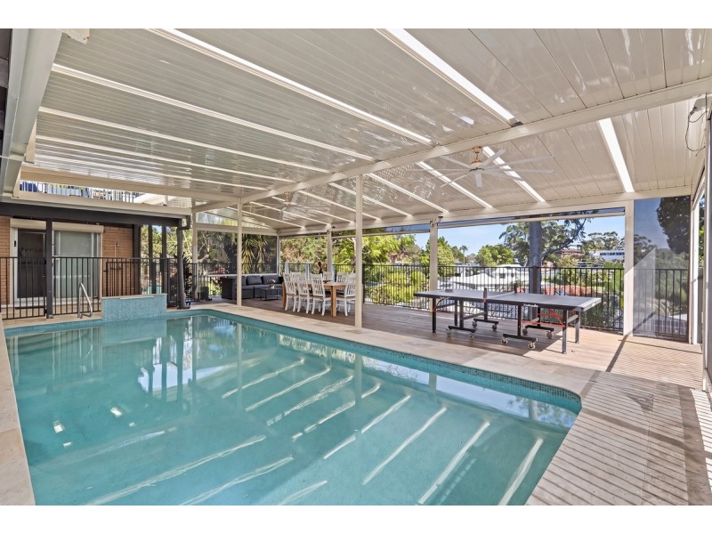 10 Tomanbil Terrace, Ashmore QLD 4214