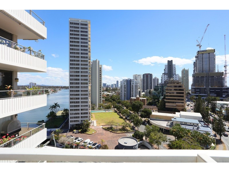 33/40 Ferny Avenue, Surfers Paradise QLD 4217