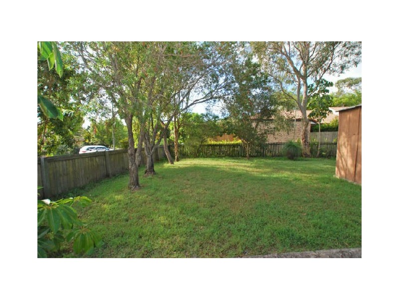 229 Edwards St, Sunshine Beach QLD 4567