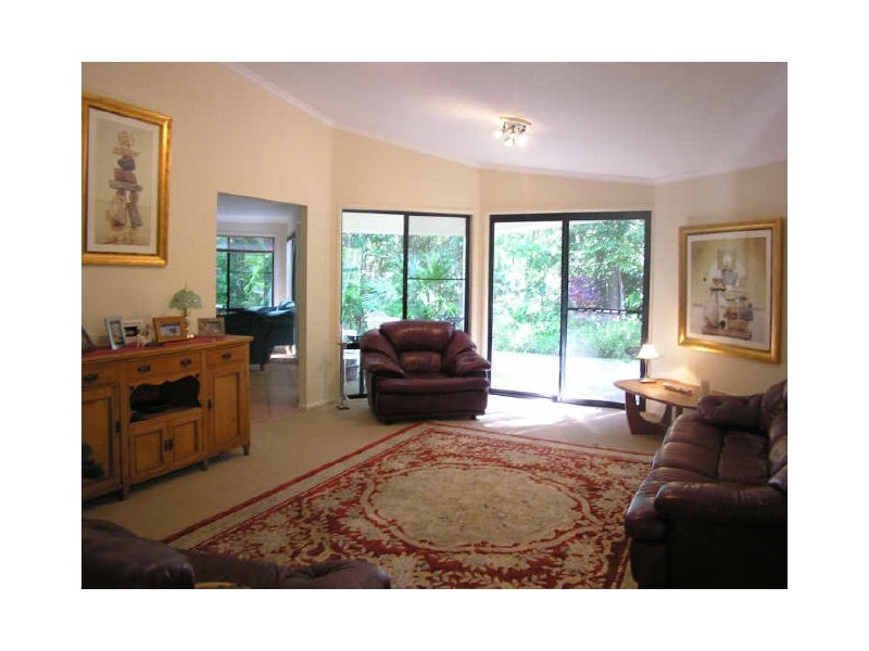 8 Noomar Drive, Doonan QLD 4562