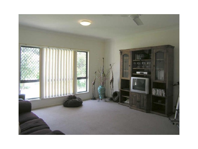 7 Redgum Ct, Noosaville QLD 4566