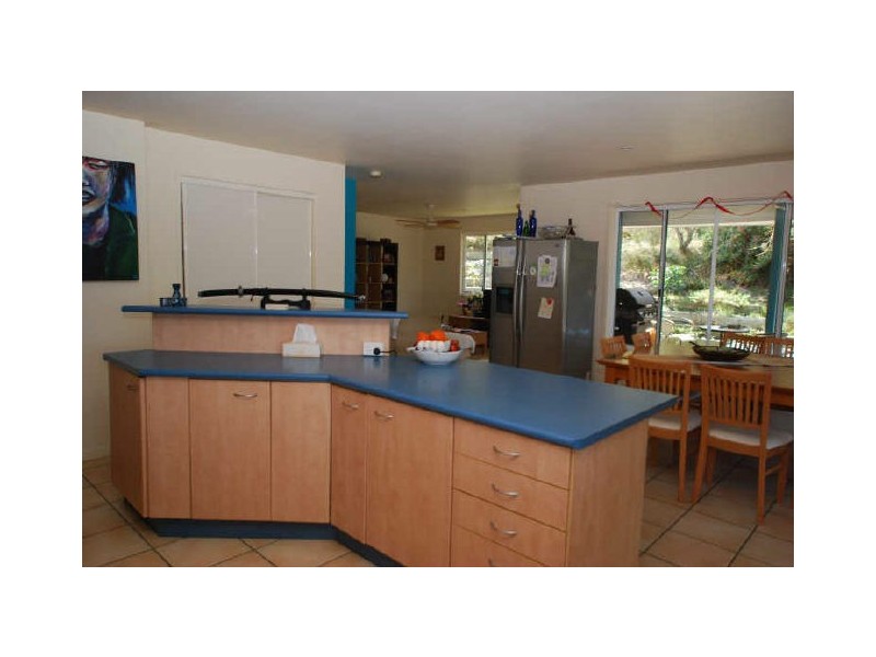 23 Resolute St, Sunrise Beach QLD 4567