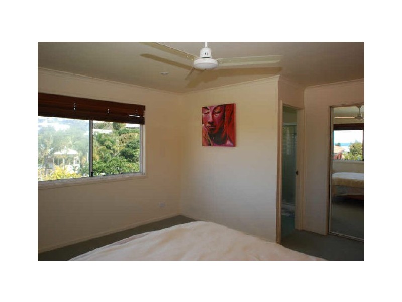 23 Resolute St, Sunrise Beach QLD 4567