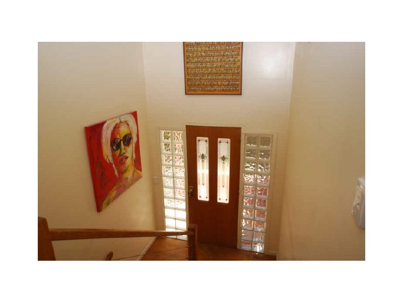 23 Resolute St, Sunrise Beach QLD 4567