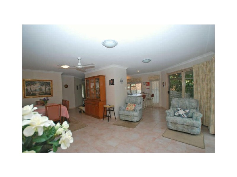 137 Outlook Dr, Tewantin QLD 4565