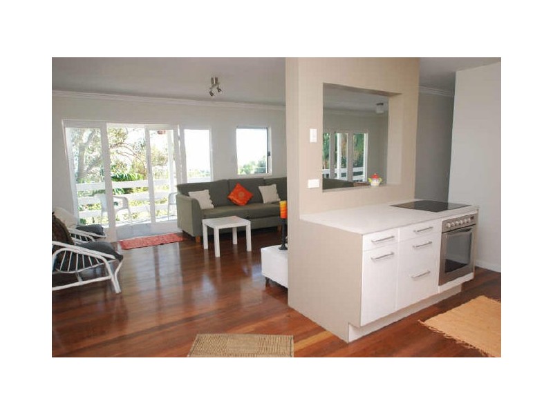 43 Nairana Rt, Noosa Heads QLD 4567