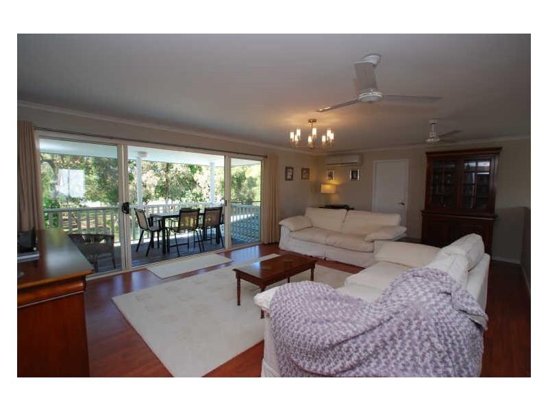 29 Creek Rd, Noosaville QLD 4566