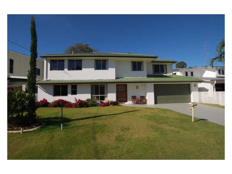 29 Creek Rd, Noosaville QLD 4566