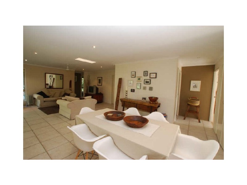 6 Parakeet Cr, Peregian Beach QLD 4573