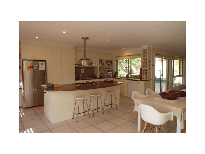 6 Parakeet Cr, Peregian Beach QLD 4573