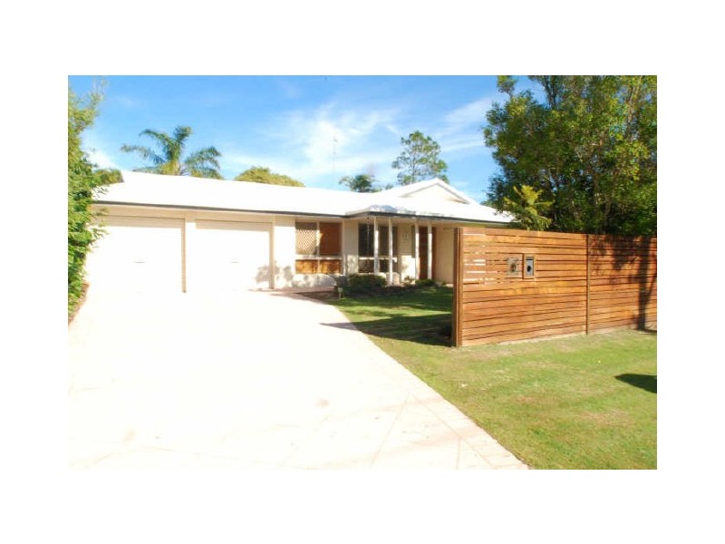 6 Parakeet Cr, Peregian Beach QLD 4573