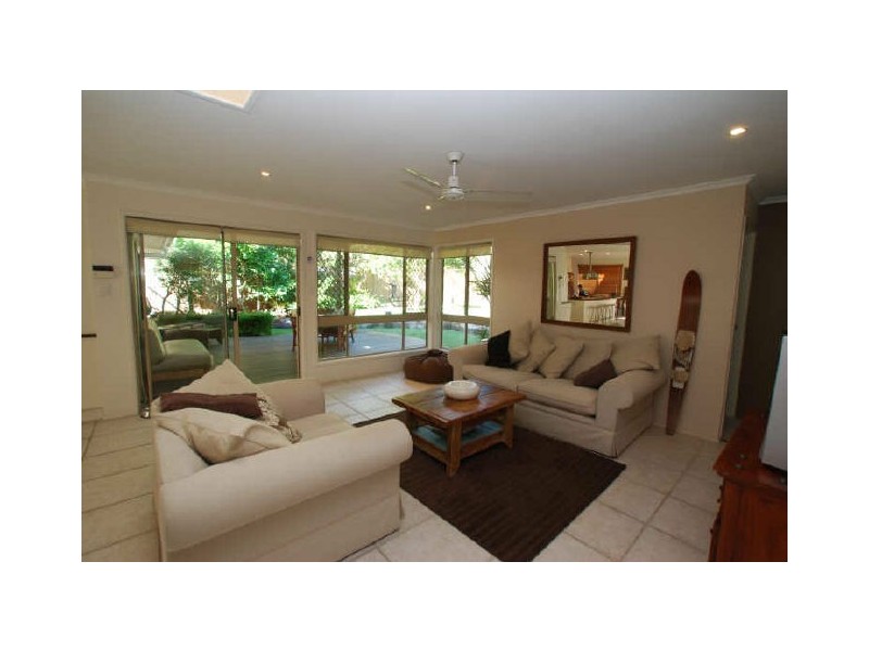 6 Parakeet Cr, Peregian Beach QLD 4573