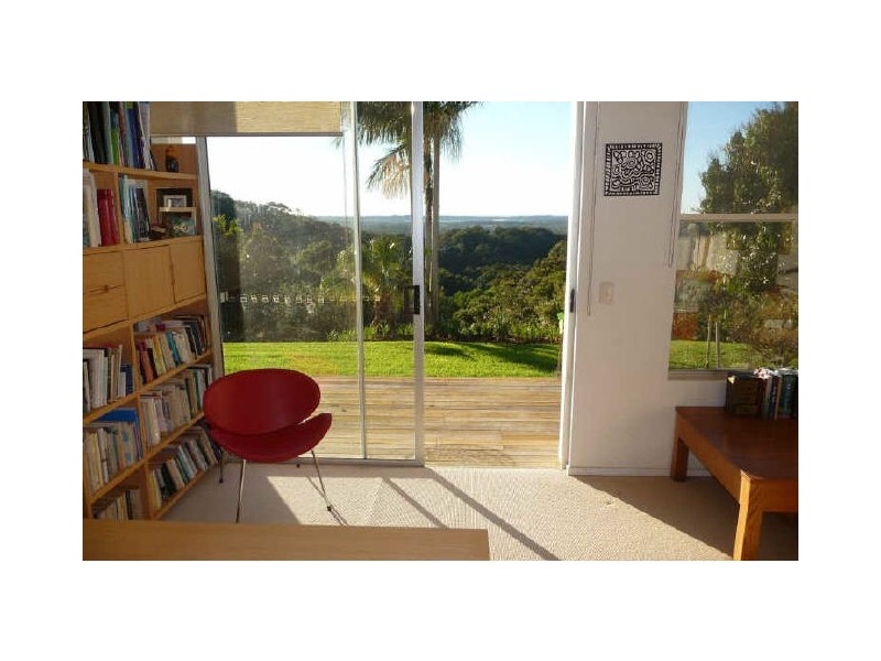 6 Upland Ct, Tinbeerwah QLD 4563