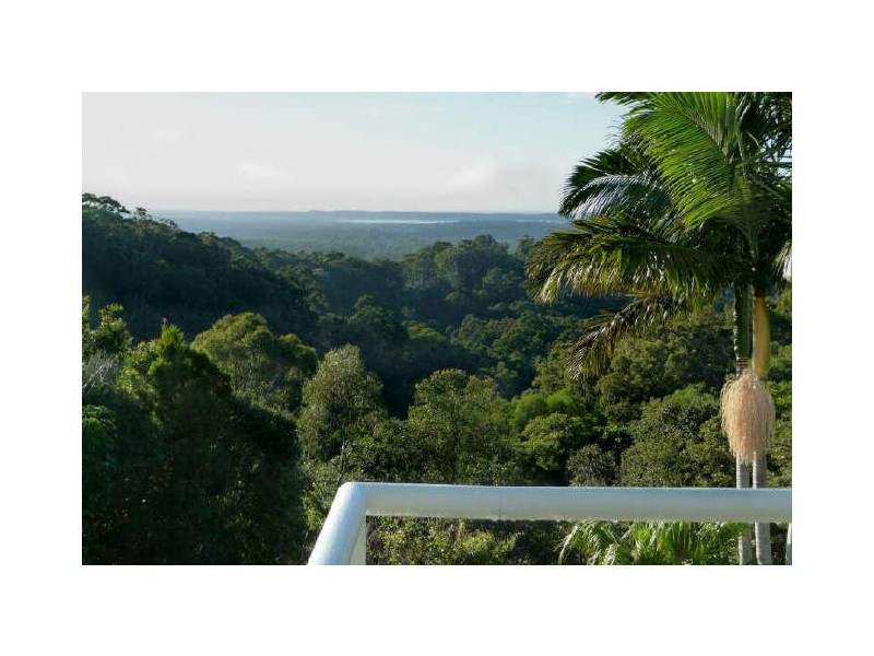 6 Upland Ct, Tinbeerwah QLD 4563