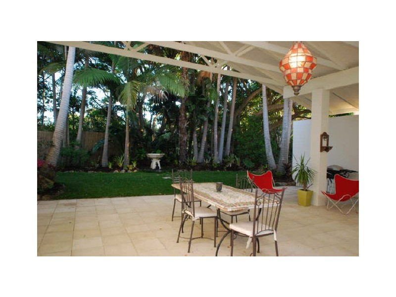 6 Upland Ct, Tinbeerwah QLD 4563