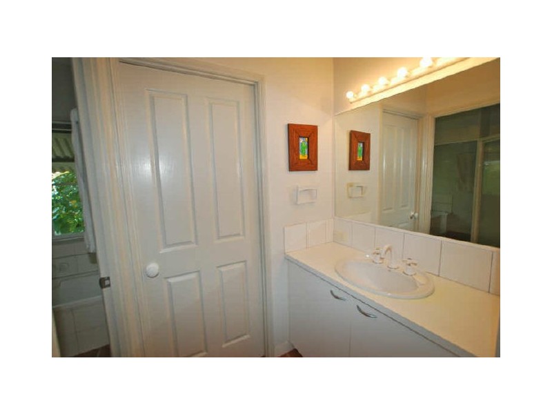 23 Orealla Cr, Sunrise Beach QLD 4567