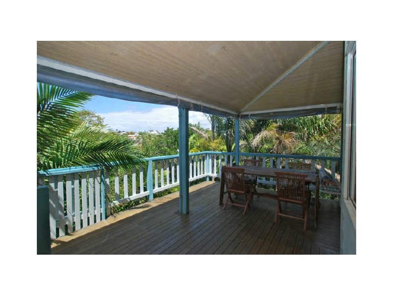 23 Orealla Cr, Sunrise Beach QLD 4567