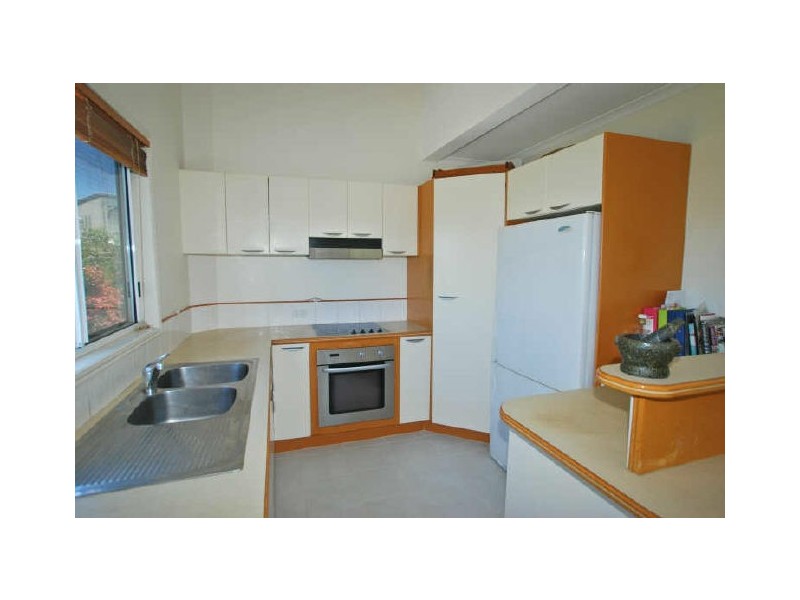 1/4 Margit Cr, Sunrise Beach QLD 4567