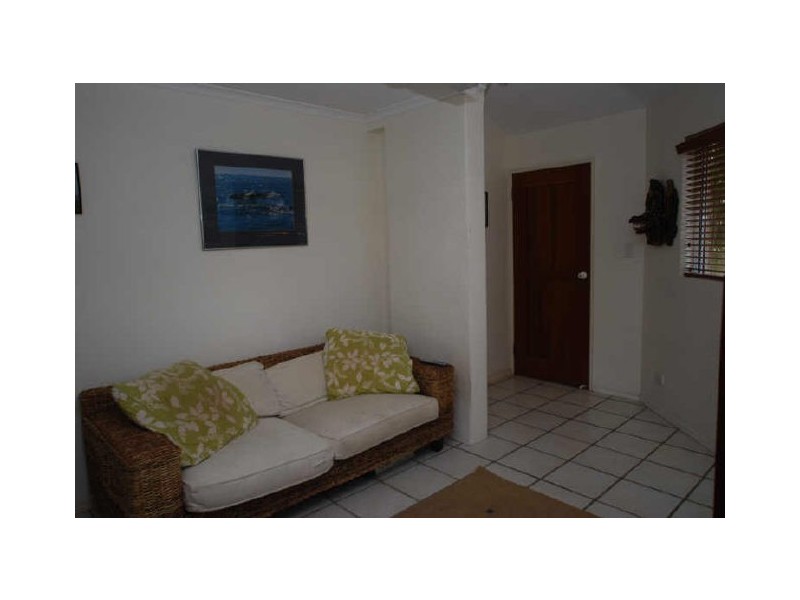 1/4 Margit Cr, Sunrise Beach QLD 4567