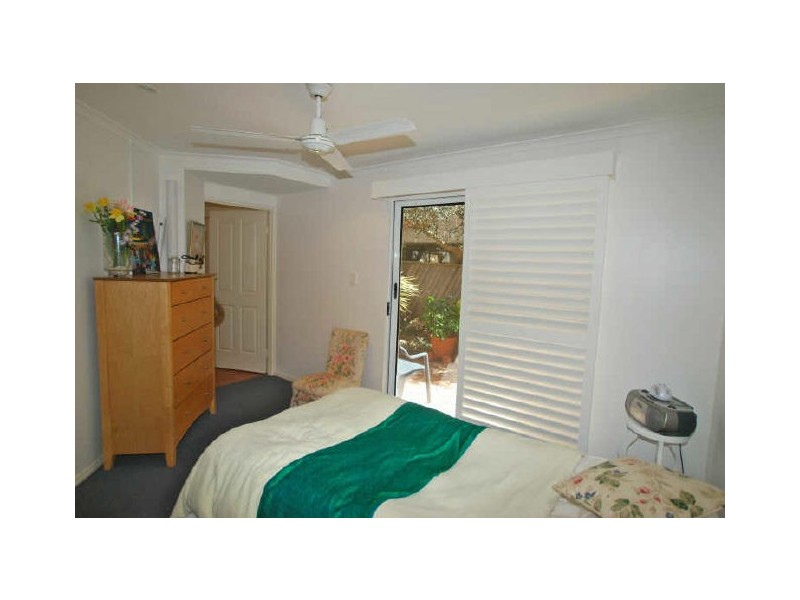 1/4 Margit Cr, Sunrise Beach QLD 4567